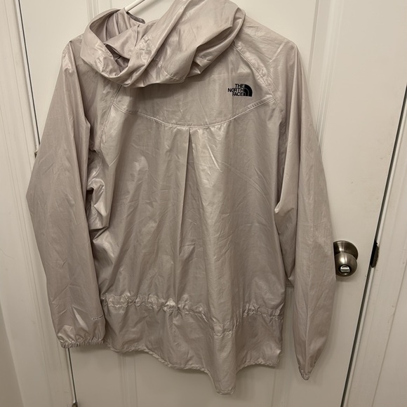 The North Face Cream
Women's Windwall
Windbreaker Full Zip Jacket size xl - Picture 2 of 3